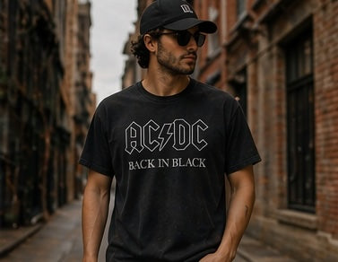 HOW TO STYLE GRAPHIC TEES WITHOUT LOOKING BASIC